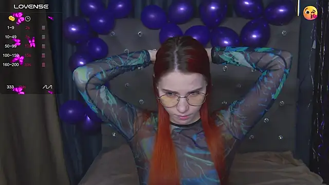 Emily Kente online show from 4, 12, 2025