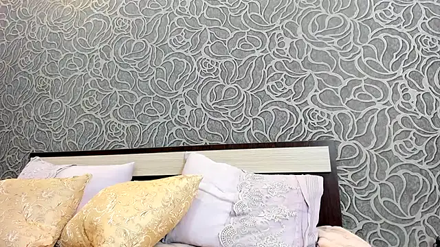 Sweet little gir online show from 23, 12, 2025