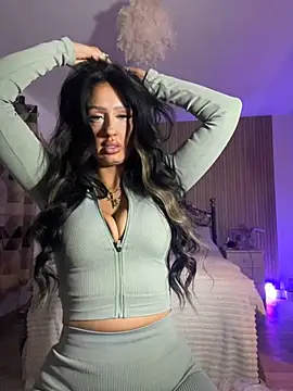 Snapshot of Lolaxox_ chatting on 9, 1, 2026 Lolaxox online show from 9, 1, 2026