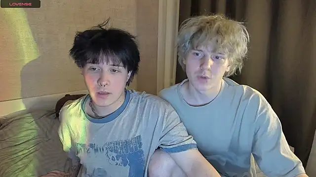 miya meow miku online show from 20, 12, 2025