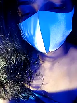 Snapshot of Fine_Touch chatting on 5, 4, 2026 Fine Touch online show from 5, 4, 2026