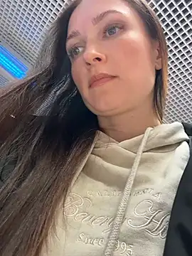 ZaraHill online show from 5, 12, 2025