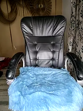 RESHMA01 online show from 4, 12, 2025