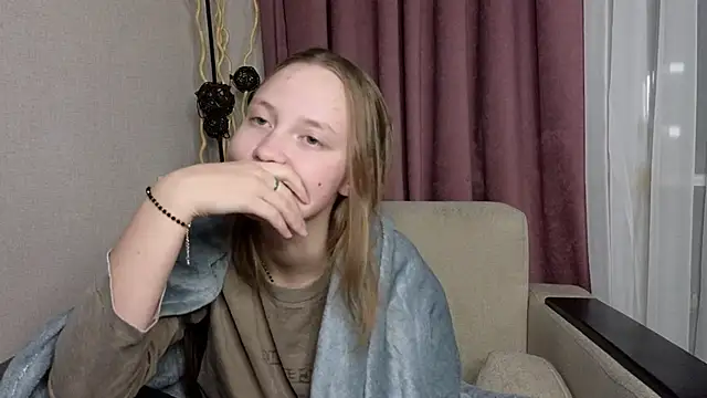 BibiStapler online show from 18, 12, 2025