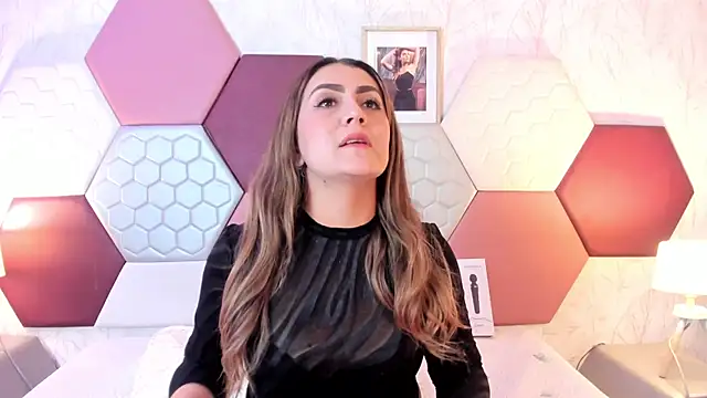 AriaRous online show from 15, 4, 2026