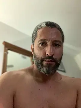 Calientesensible online show from 1, 3, 2026