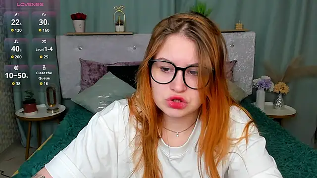 MilanaXHoney online show from 4, 2, 2026