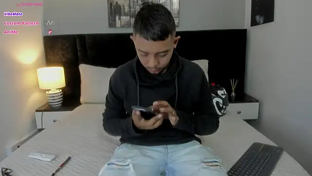 BASTIAN NICOLAS  online show from 19, 12, 2025