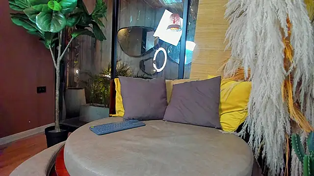 Snapshot of isaac_grimm chatting on 1, 12, 2025 isaac grimm online show from 1, 12, 2025