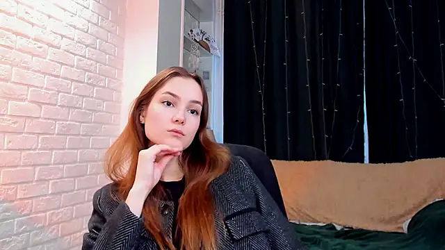 LouiseFlower  online show from 2, 12, 2025