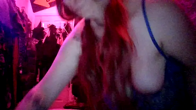 spunfoxxx online show from 18, 12, 2025