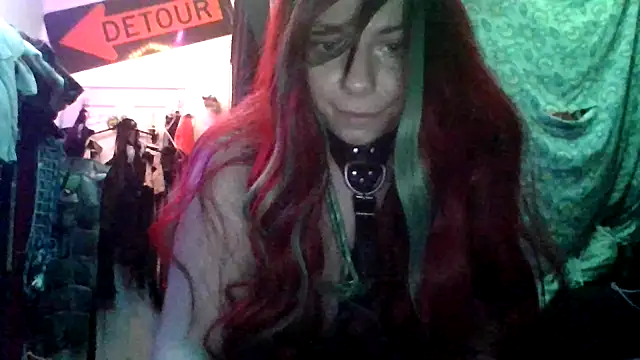 spunfoxxx online show from 19, 12, 2025