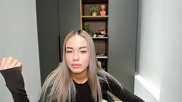 DorrisGranucci online show from 2, 12, 2025