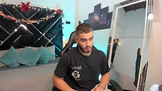 Franco banderas online show from 6, 1, 2026