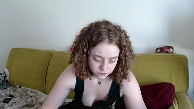 DeliaBlew online show from 30, 5, 2026