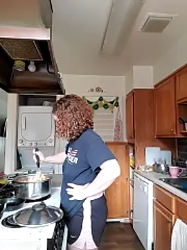 DeliaBlew online show from 14, 6, 2026