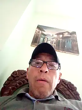 Snapshot of JRAdams23 chatting on 15, 12, 2025 JRAdams23 online show from 15, 12, 2025