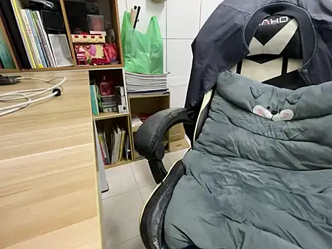 hiiiizzzz online show from 27, 2, 2026