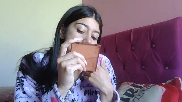 TaylorLove- online show from 15, 12, 2025