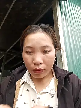 Evelyn-n online show from 3, 3, 2026