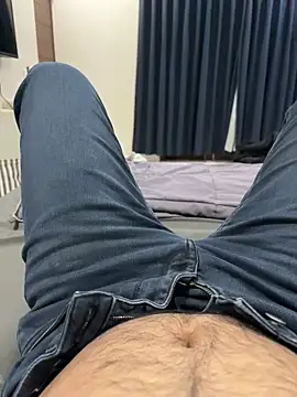 BlahNextDoor online show from 19, 12, 2025