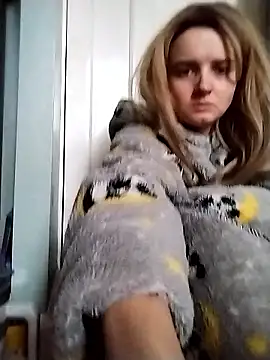 Amy01112 online show from 13, 1, 2026