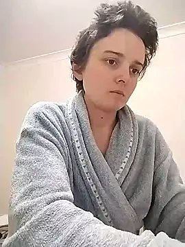 Amy01112 online show from 18, 4, 2026