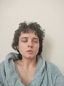 Amy01112 online show from 25, 7, 2026