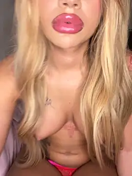 Danielaa 2005 online show from 23, 2, 2026