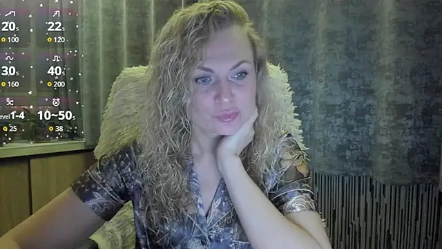 LanaLight x online show from 15, 12, 2025