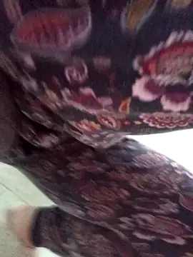 gatitachula93 online show from 11, 4, 2026