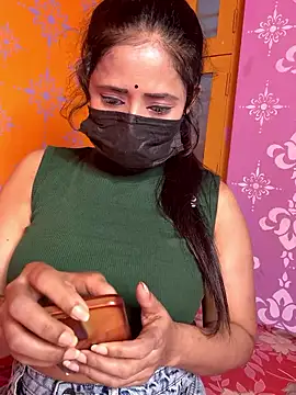 Hot-Haney77 online show from 12, 1, 2026