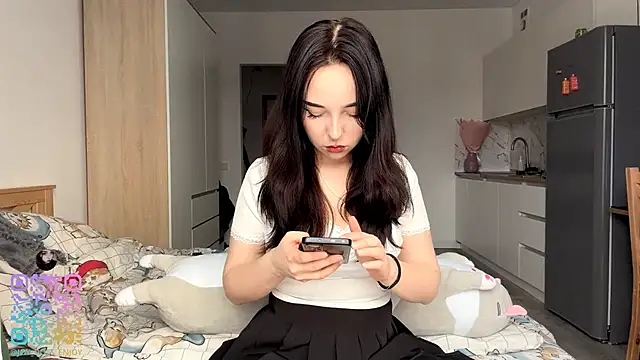 WhiteNoiseJoy online show from 17, 12, 2025