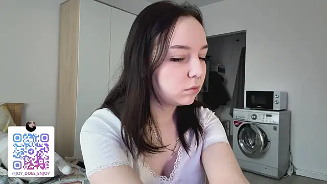 WhiteNoiseJoy online show from 6, 1, 2026