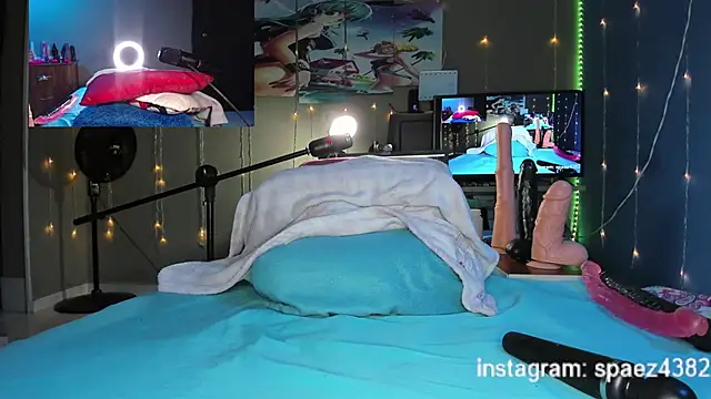 Shadia Squirt online show from 27, 2, 2025