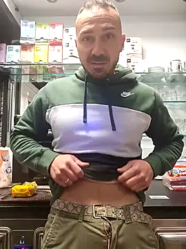 Snapshot of kunzpl chatting on 1, 12, 2025 kunzpl online show from 1, 12, 2025