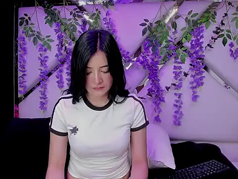 liinzy rouse69 online show from 14, 1, 2026