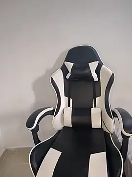 KasumiSophia online show from 5, 3, 2026