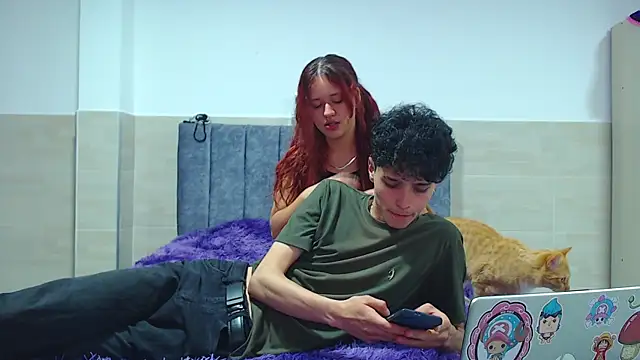 Snapshot of hottie_couplee chatting on 3, 12, 2025 hottie couplee online show from 3, 12, 2025