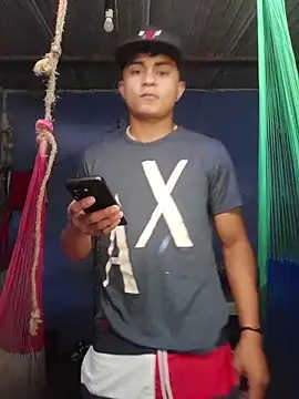 youngboypiss online show from 22, 12, 2025