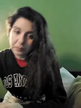 NatyMia online show from 4, 12, 2025