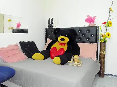 BlakeNoir  online show from 13, 4, 2026