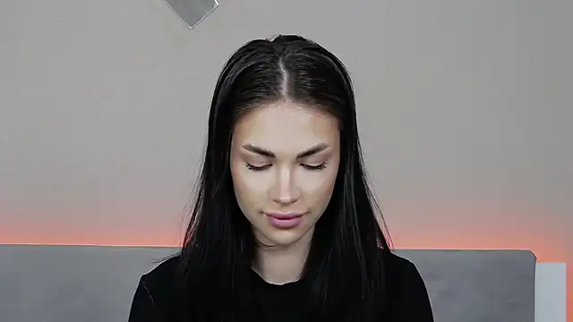 Snapshot of RachaelMils chatting on 5, 2, 2026 RachaelMils online show from 5, 2, 2026