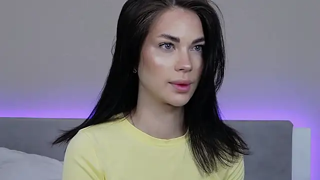 Snapshot of RachaelMils chatting on 6, 2, 2026 RachaelMils online show from 6, 2, 2026