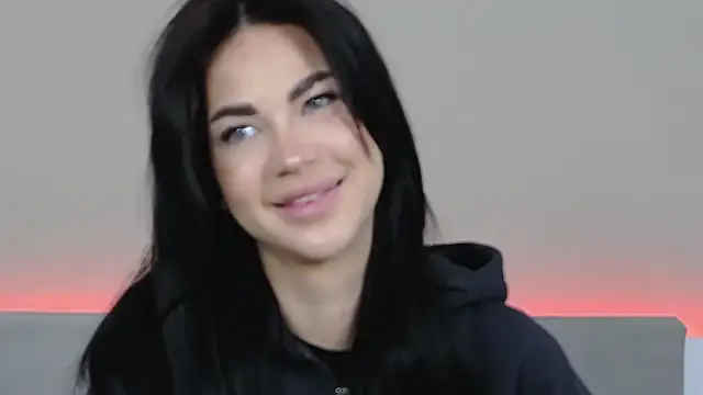 Snapshot of RachaelMils chatting on 17, 2, 2026 RachaelMils online show from 17, 2, 2026