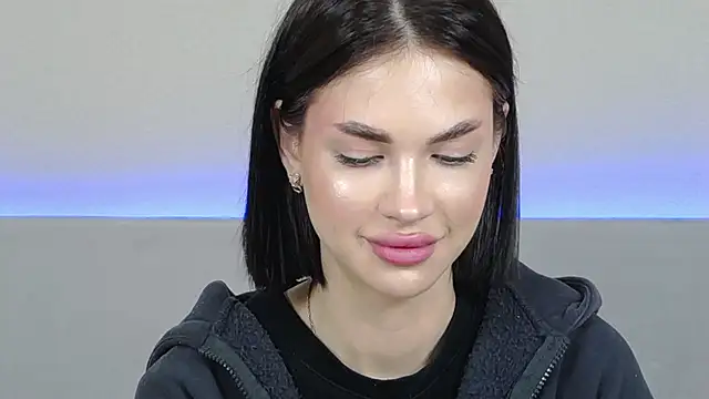 Snapshot of RachaelMils chatting on 11, 4, 2026 RachaelMils online show from 11, 4, 2026