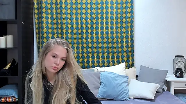 Wh1teAngelx online show from 2, 12, 2025