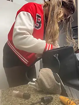 Snapshot of PreddiParis00 chatting on 20, 3, 2026 PreddiParis00 online show from 20, 3, 2026
