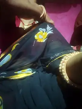 Your-shreya143 online show from 1, 4, 2026