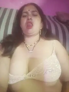Snapshot of Your-shreya143 chatting on 22, 7, 2026 Your-shreya143 online show from 22, 7, 2026